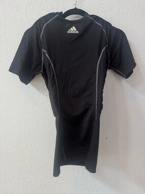 Adidas Men’s integrated padded football shirt